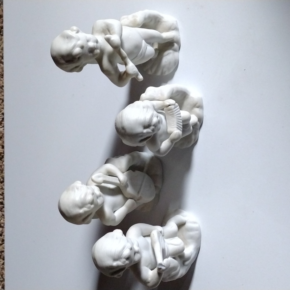 Vtg - Set of 4 Angel Figurines - Picture 6 of 6